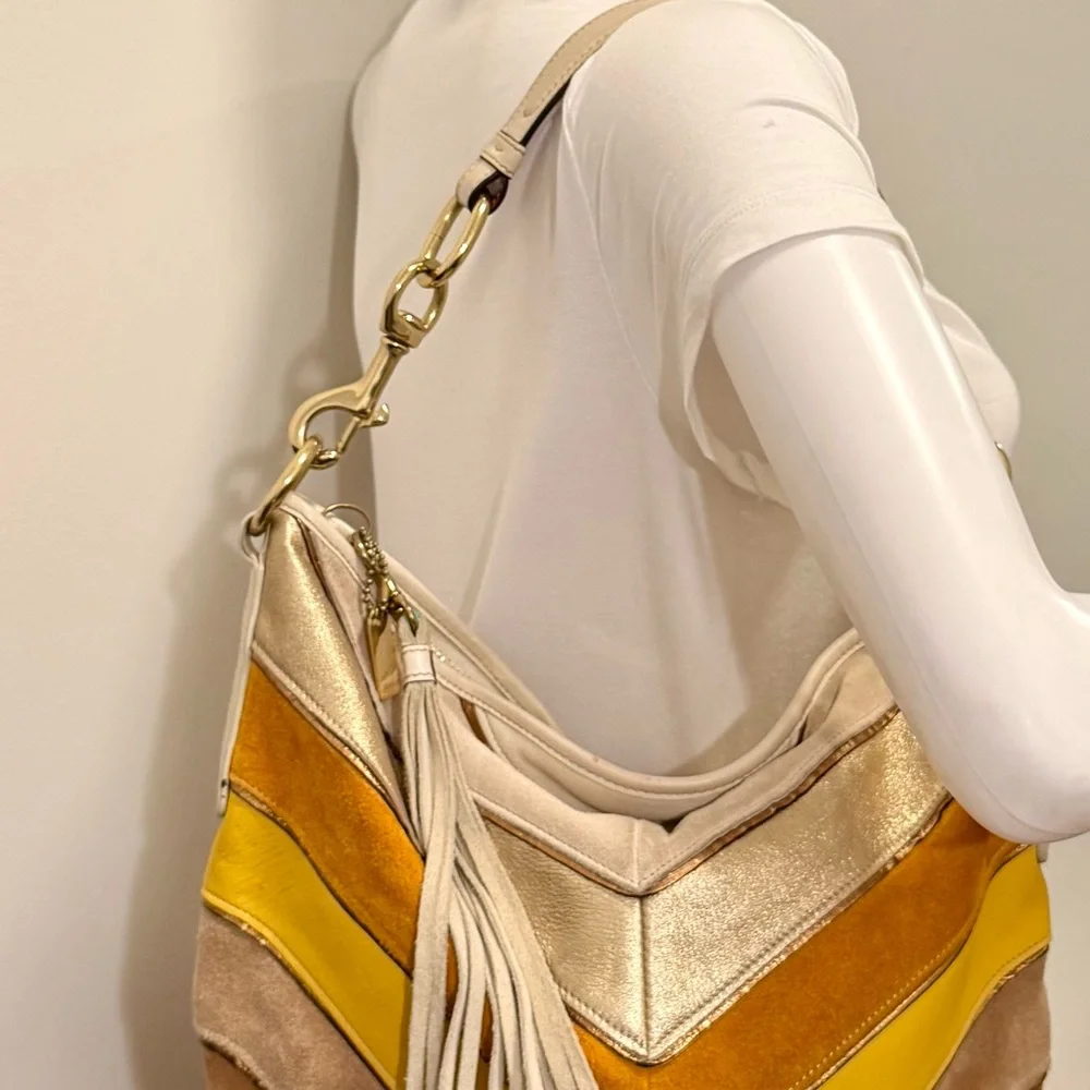 Vintage Coach Suede and Leather Chevron Hobo bag - Picture 10 of 10